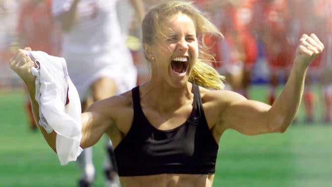 brandi-chastain-usa-women-world-cup-1999.jpg