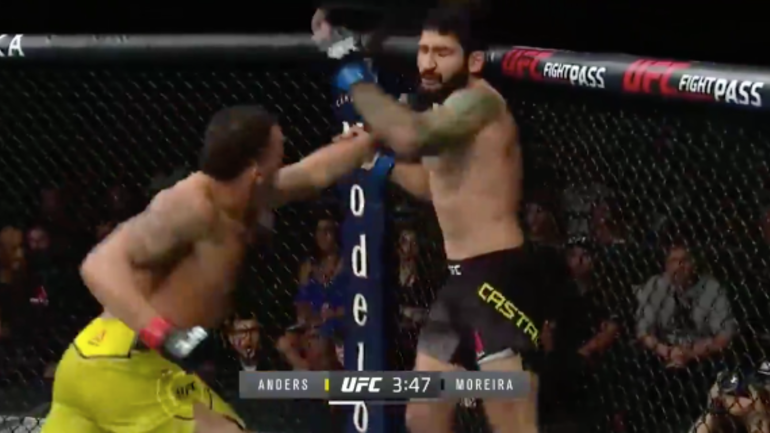 Watch Former Alabama Lb Kos Opponent In Ufc Fight