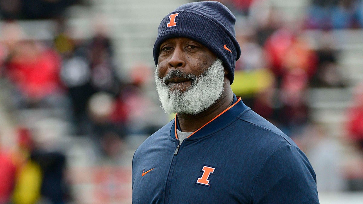 Texans 2021 coaching search: Lovie Smith, Josh McCown targeted to join David Culley in Houston, per report