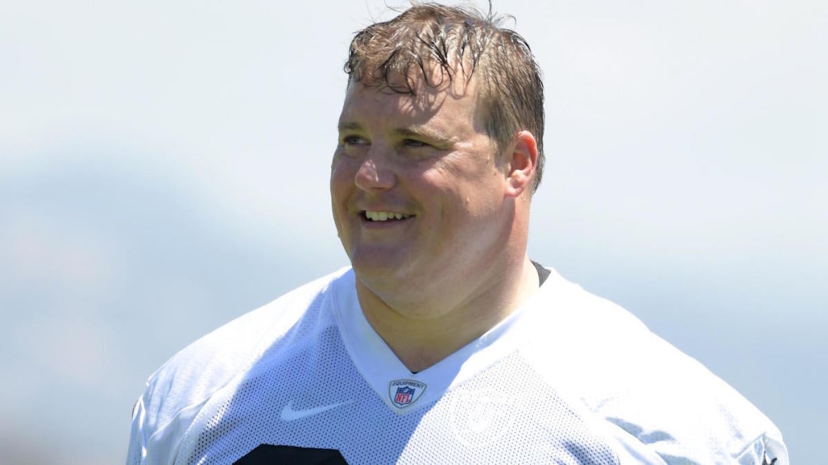 Raiders' Richie Incognito slams Bears player's face into ground