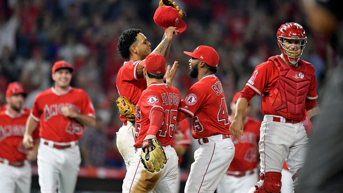 Angels throw no-hitter on night to honor Skaggs - ESPN