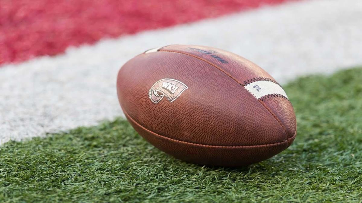 How to watch Western Kentucky Hilltoppers vs. New Mexico  State Aggies: college football live stream info, TV channel, start time, game odds