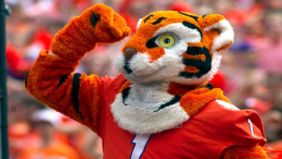 Coaches Poll top 25: Clemson sits at No. 1 in preseason rankings, Ohio