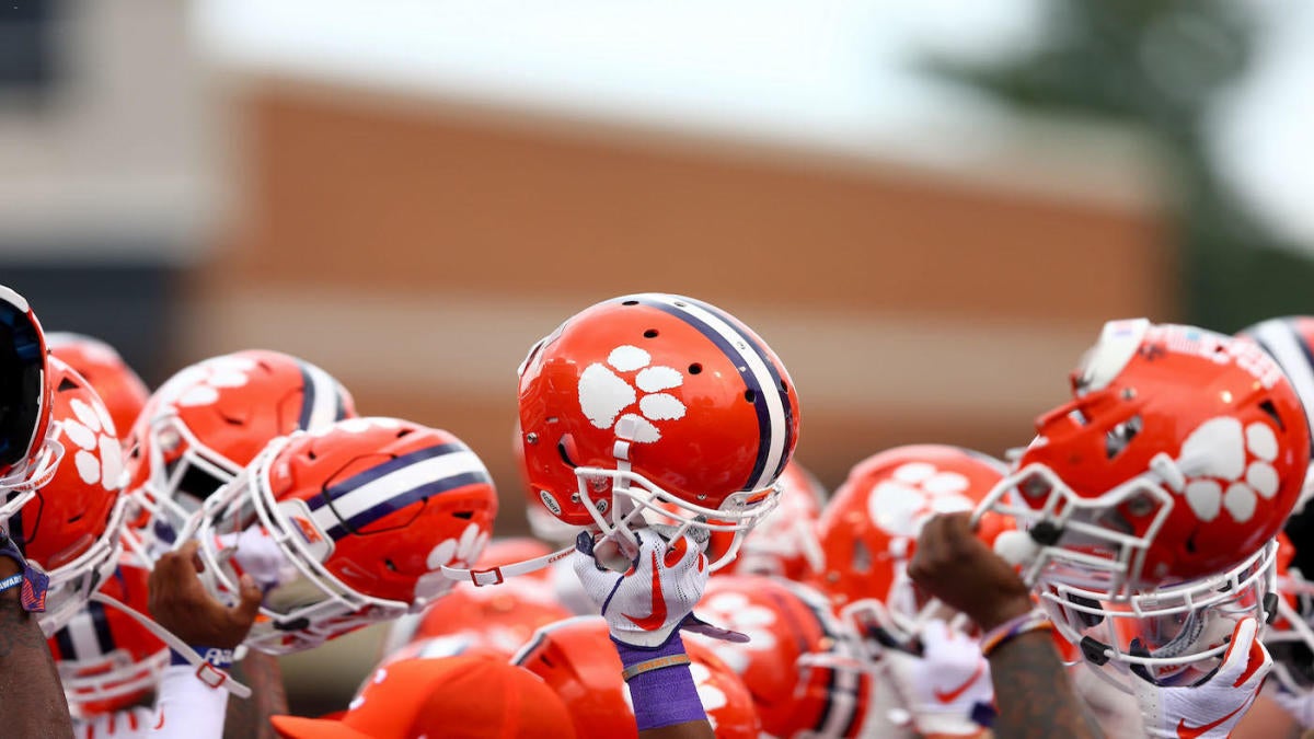 Clemson Tigers baseball vs Louisville