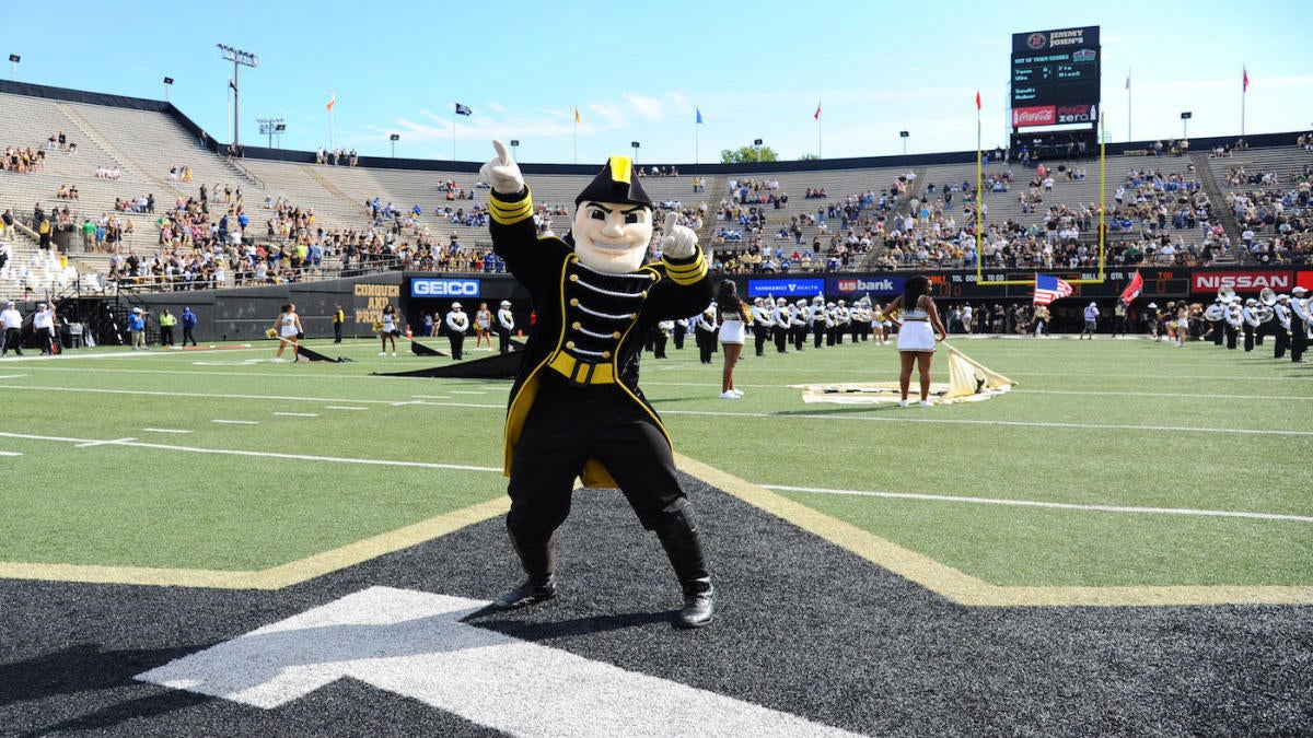 SEC Football Game Today: Vanderbilt vs Hawaii Line, Predictions, Odds, TV  Channel & Live Stream for SEC Football