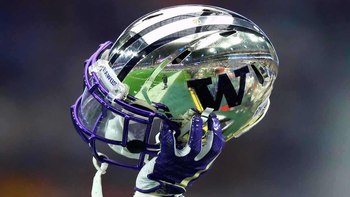 washington helmet