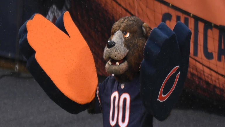 NFL: Green Bay Packers at Chicago Bears