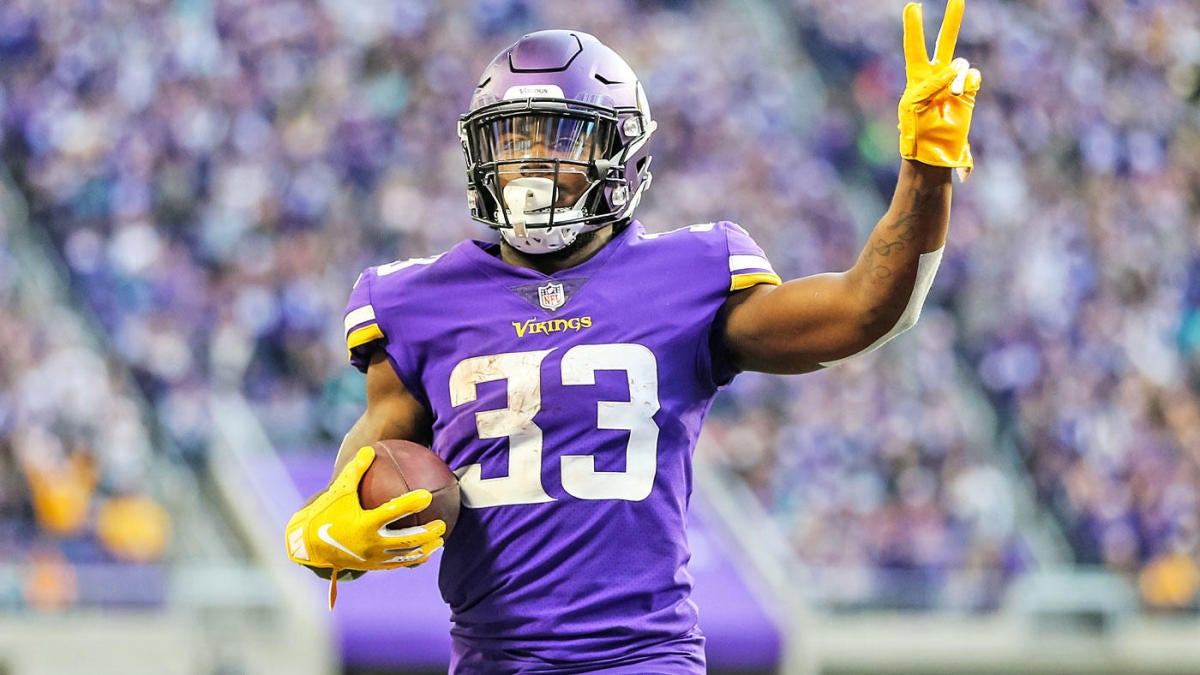 Vikings vs. Bears player props, Monday Night Football betting