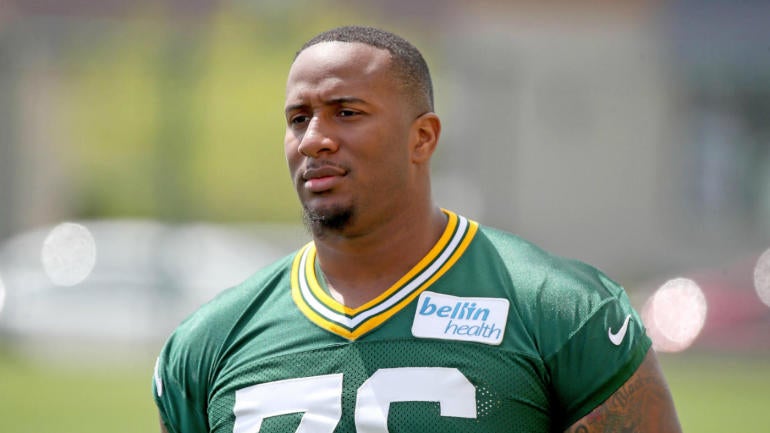 mike-daniels.jpg