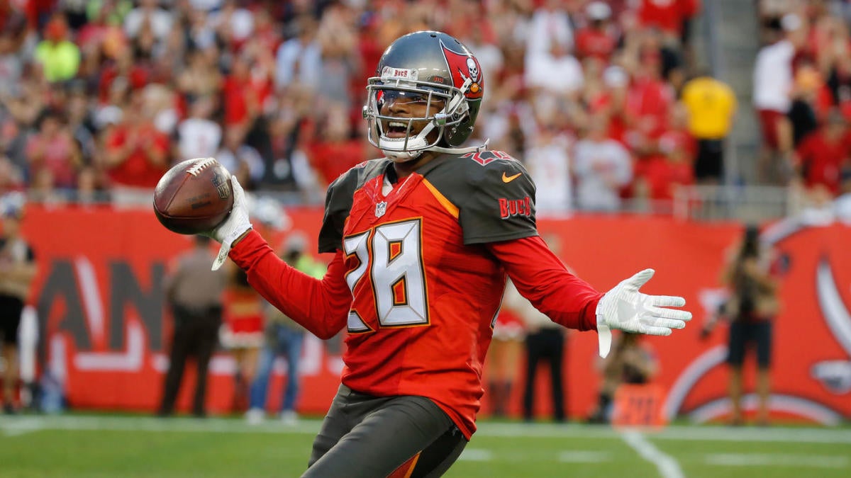 Bucs Exercise Fifth-Year Option on Vernon Hargreaves