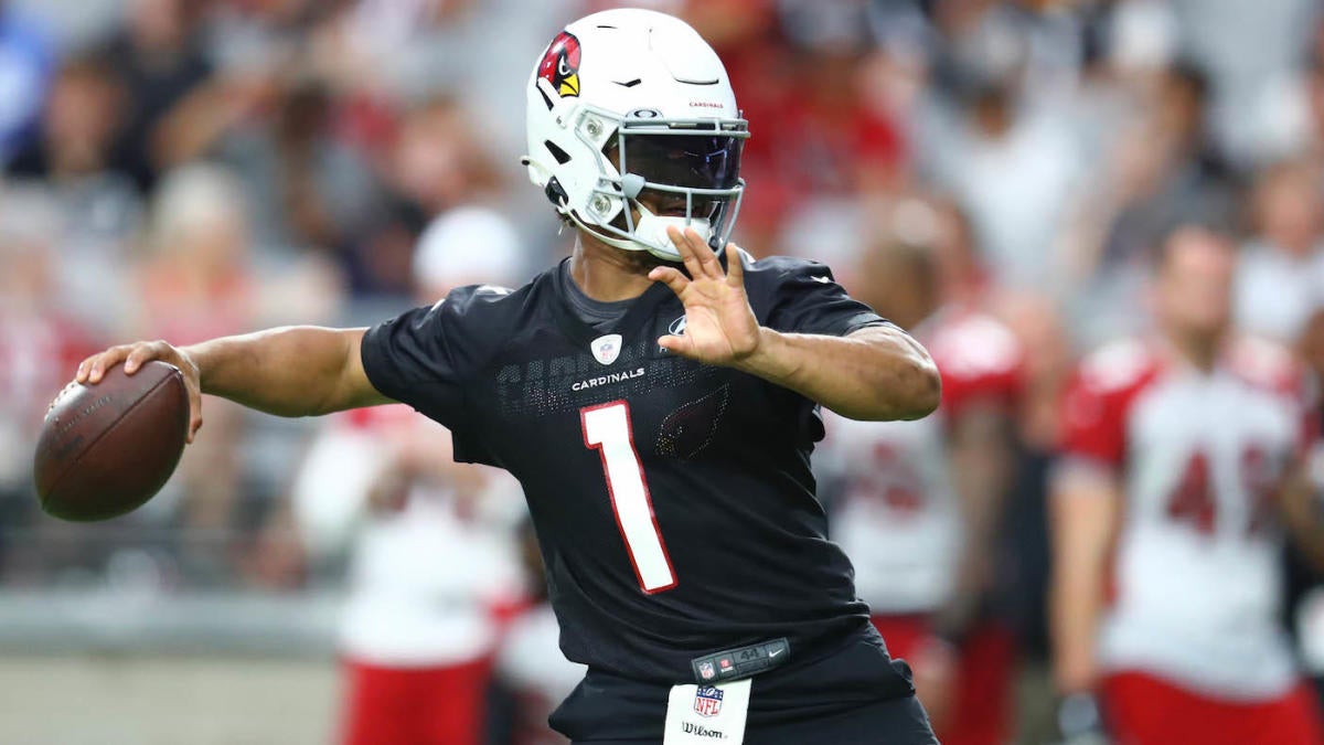 Cardinals news: Larry Fitzgerald speaks out on Kyler Murray drama