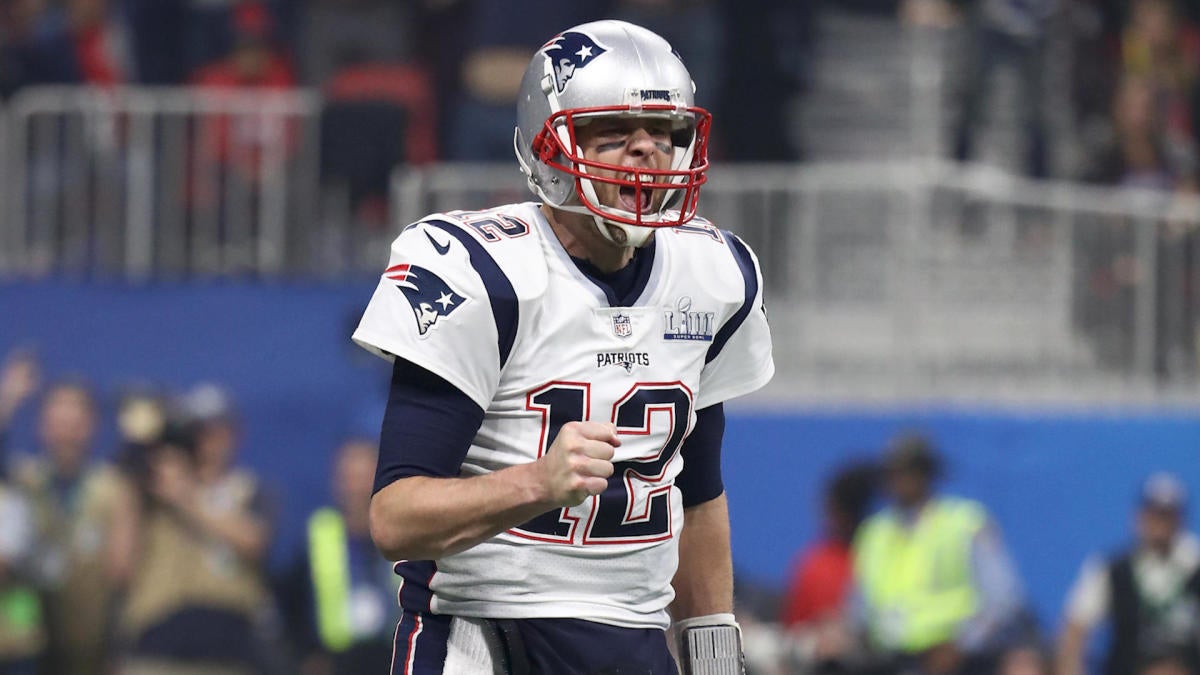 Tom Brady's trainer says Patriots QB wants to play until he's 46 or 47