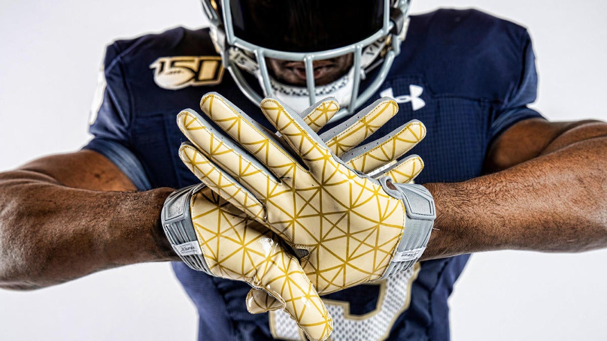 Notre Dame should be bold and wear some all gold uniforms - One Foot Down
