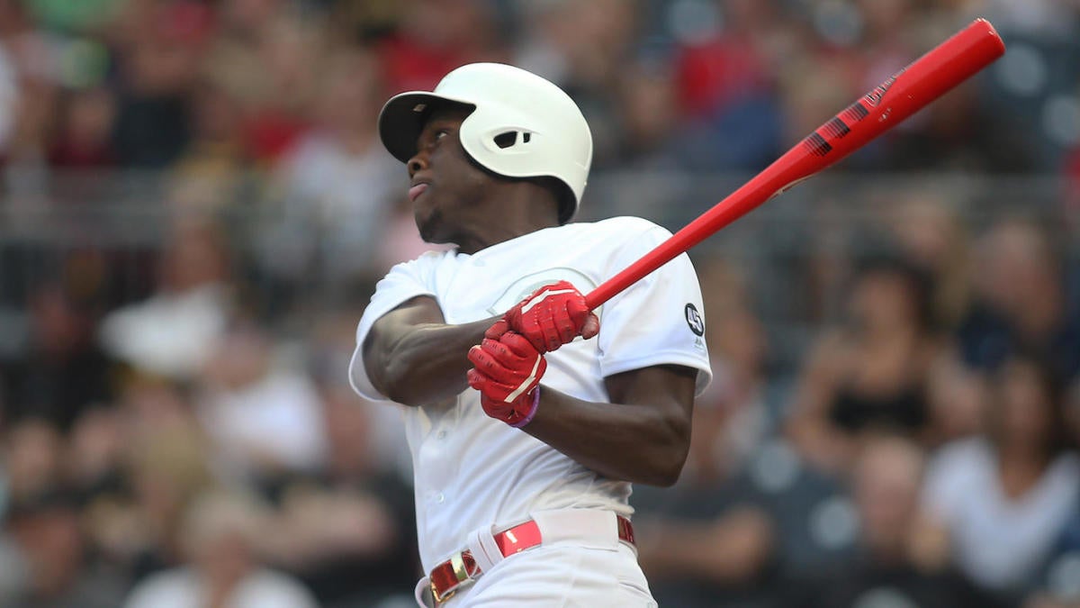 Reds rookie Aristides Aquino continues to electrify baseball with his power