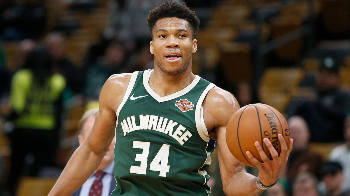 Flexing His $45,900 'Purchase', Giannis Antetokounmpo Admits He Spent $0 on  His 170 Nike Tech Suits: I Never Wear The Same One' - The SportsRush