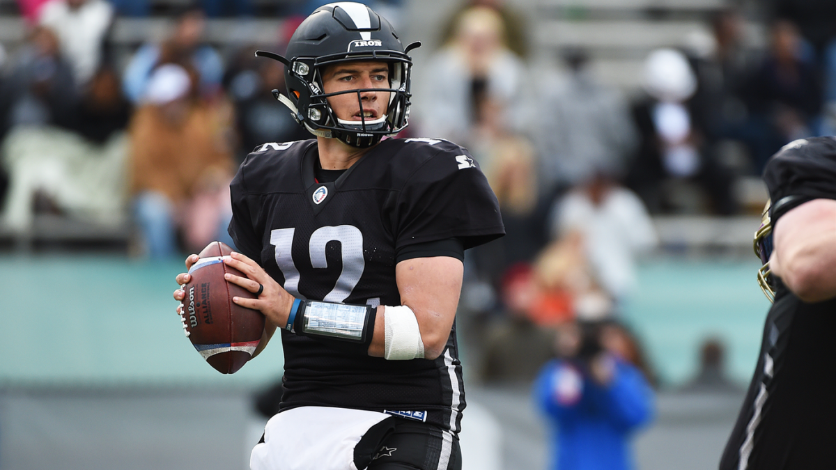 Lions sign Luis Perez, the former AAF quarterback who learned how to play  by watching   