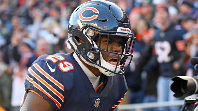 Bears running back Tarik Cohen reveals family tragedies and fan abuse