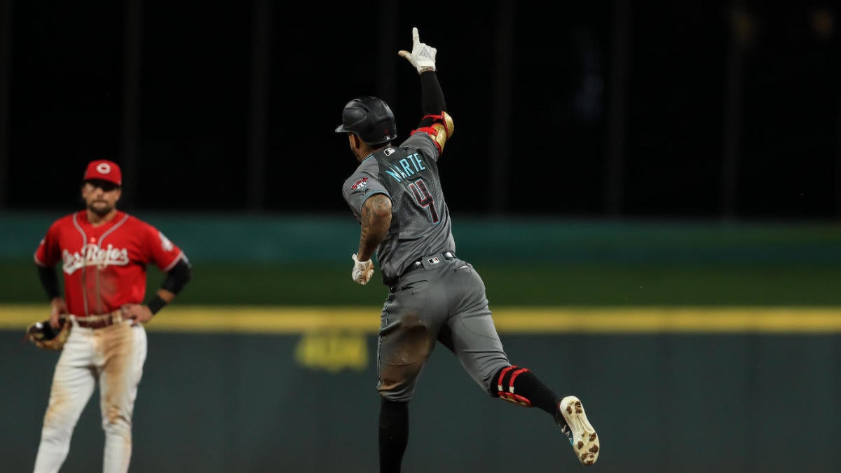 Arizona Diamondbacks contending for wild card spot after bouncing