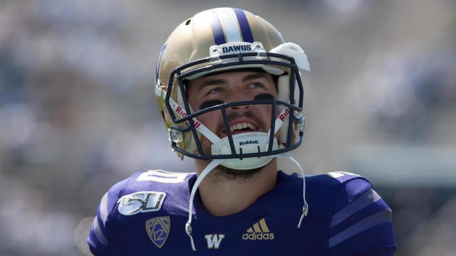 QB Jacob Eason out for Notre Dame with sprained knee ligament, won't need  surgery