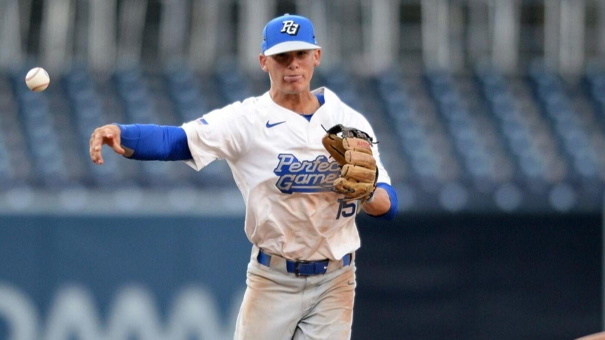 Royals select Bobby Witt Jr. with the second pick in the 2019 MLB Draft