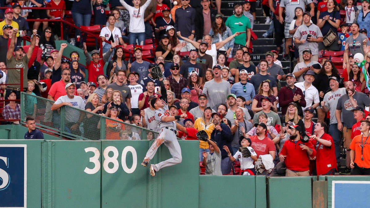 Orioles outfielder Stevie Wilkerson gets save, makes history 