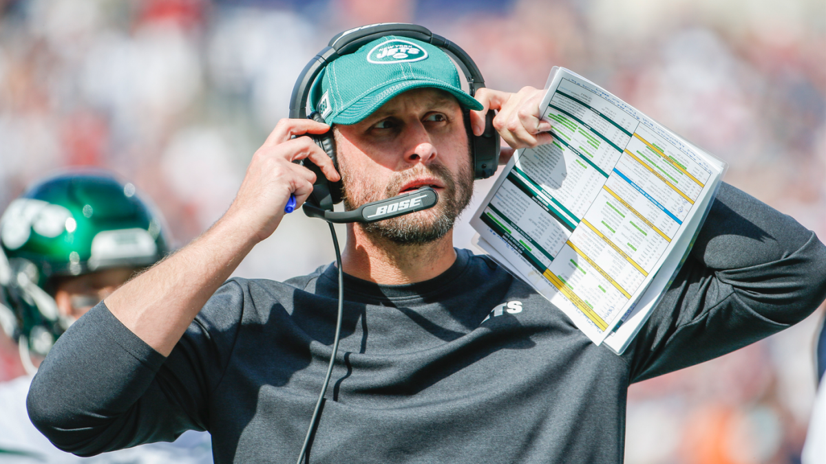 Adam Gase off hot seat after Jets owner says he'll remain coach for 2019 and longer