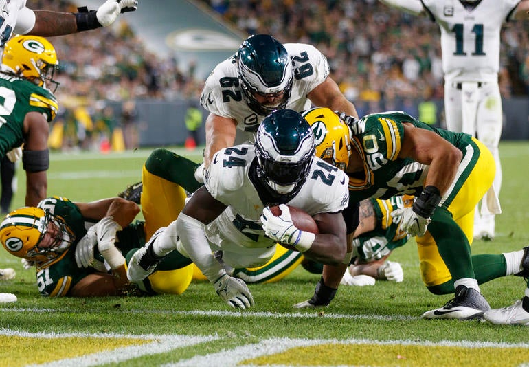 NFL: Philadelphia Eagles at Green Bay Packers