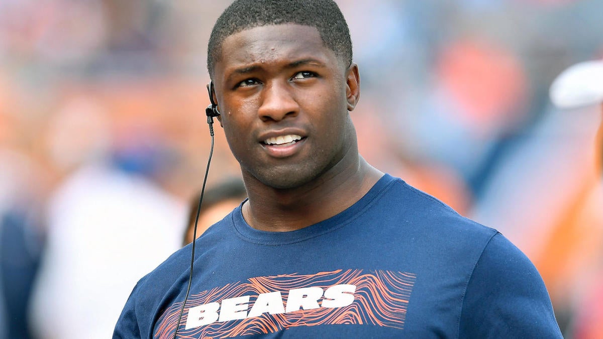 Bears GM Addresses Roquan Smith's Trade Request, Wants to Sign LB to New  Contract, News, Scores, Highlights, Stats, and Rumors