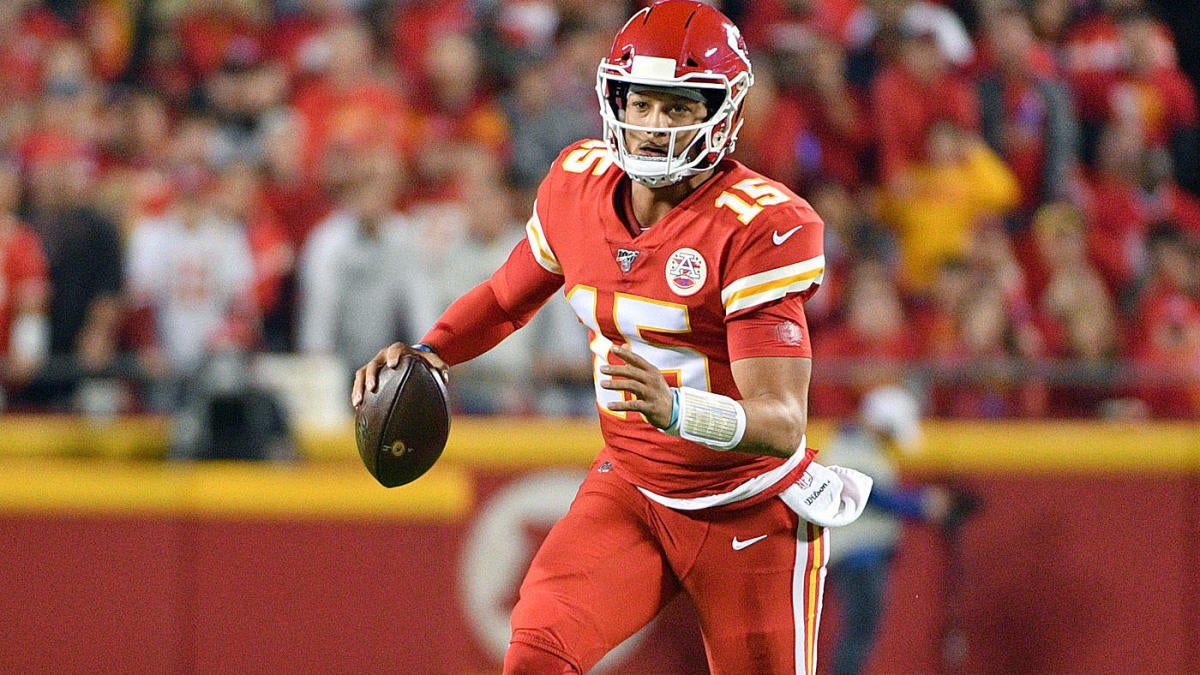 Patrick Mahomes injury updates: Chiefs QB appears to be okay after ankle  tweak - DraftKings Network