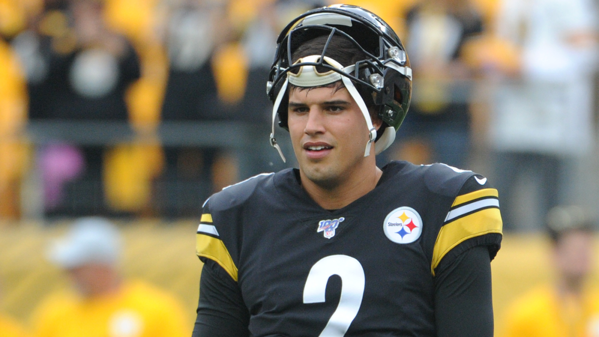 Steelers Mason Rudolph Apologizes for Helmet Incident