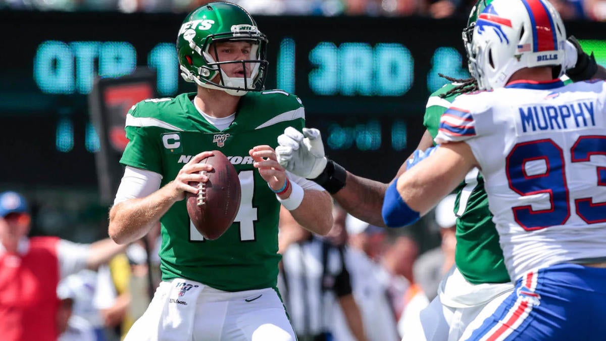 Jets QB Sam Darnold had special pads made to protect spleen after mono  bout, report says