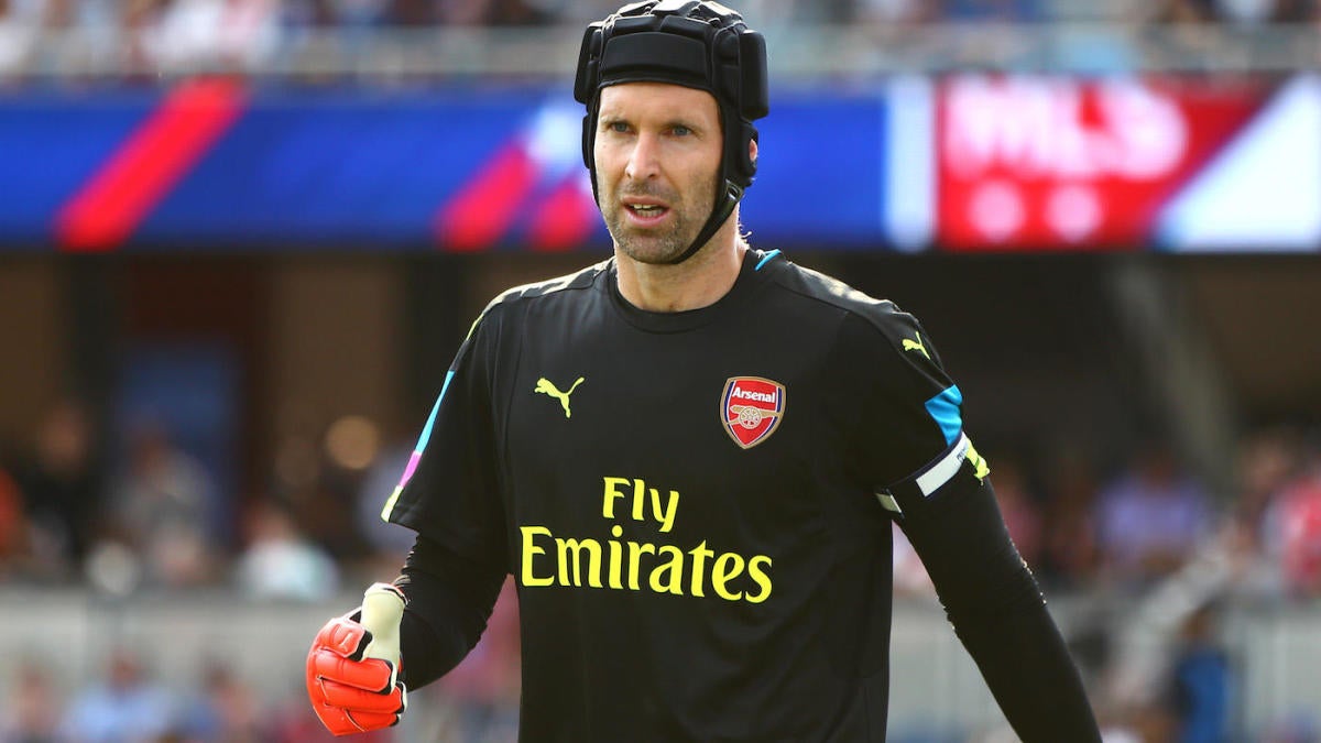 Former Chelsea Arsenal Goalkeeper Petr Cech To Play Goalie With English Hockey Team Cbssports Com