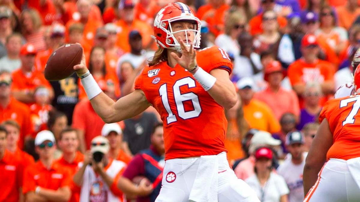 College football scores, top 25 schedule, NCAA games: No. 2 Clemson, No. 8  Wisconsin dominate 