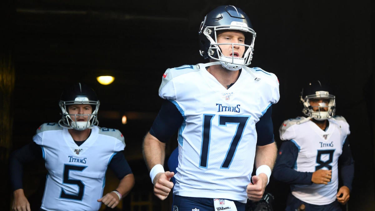 Titans-Patriots: Marcus Mariota flips, Ryan Tannehill solid