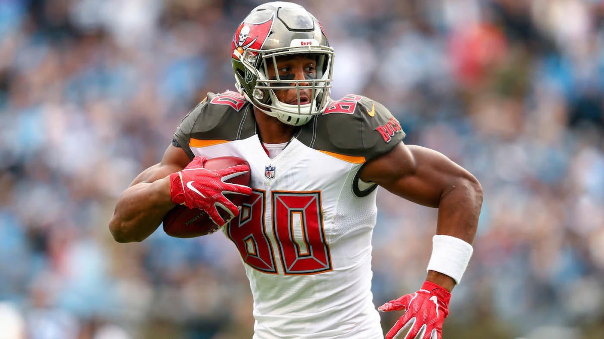 21 Fantasy Football Tight End Projections Potential Sleepers O J Howard And Will Dissly Stand Out Cbssports Com