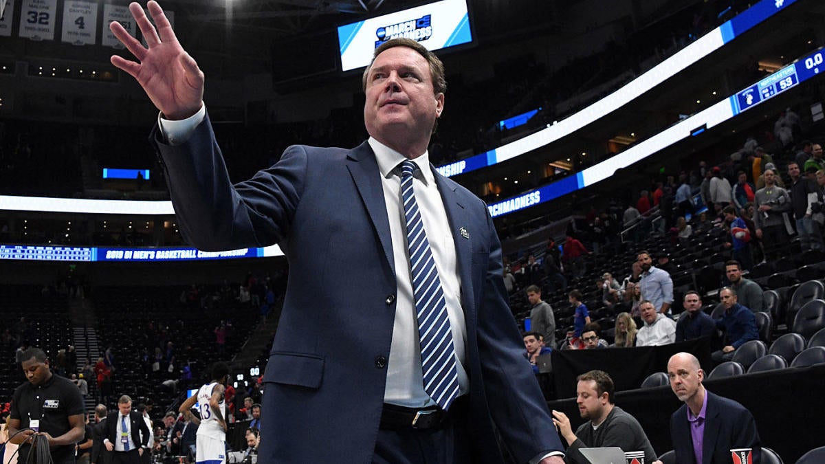 It May Not Have Been Intentional But Kansas Giving Bill Self A Lifetime Contract Sends A Message To Ncaa Cbssports Com