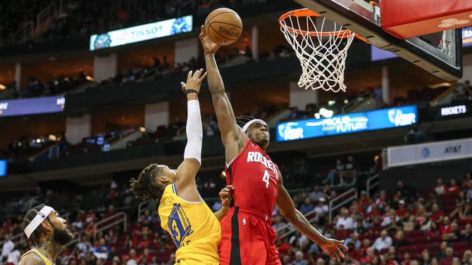 Danuel House dunks on the Warriors