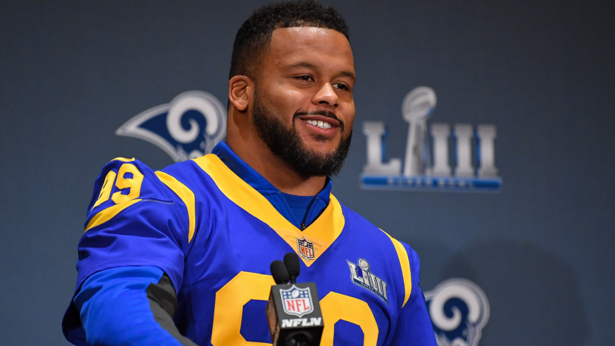 I love L.A. but Pittsburgh just is home.' Aaron Donald flaunts