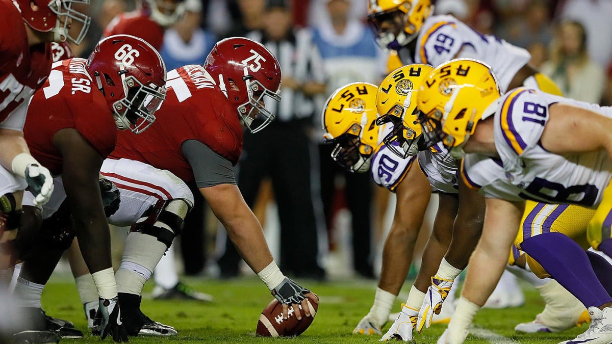 College Football Odds Lines Schedule For Week 14 No 1 Alabama Opens As Four Touchdown Favorite Over Lsu Cbssports Com