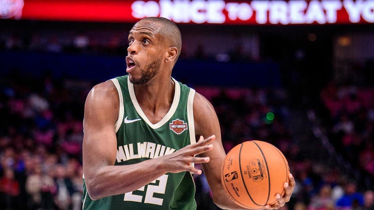 Nba Dfs Khris Middleton And Optimal Fanduel Draftkings Daily Fantasy Basketball Lineups For Sept 8 2020 Cbssports Com