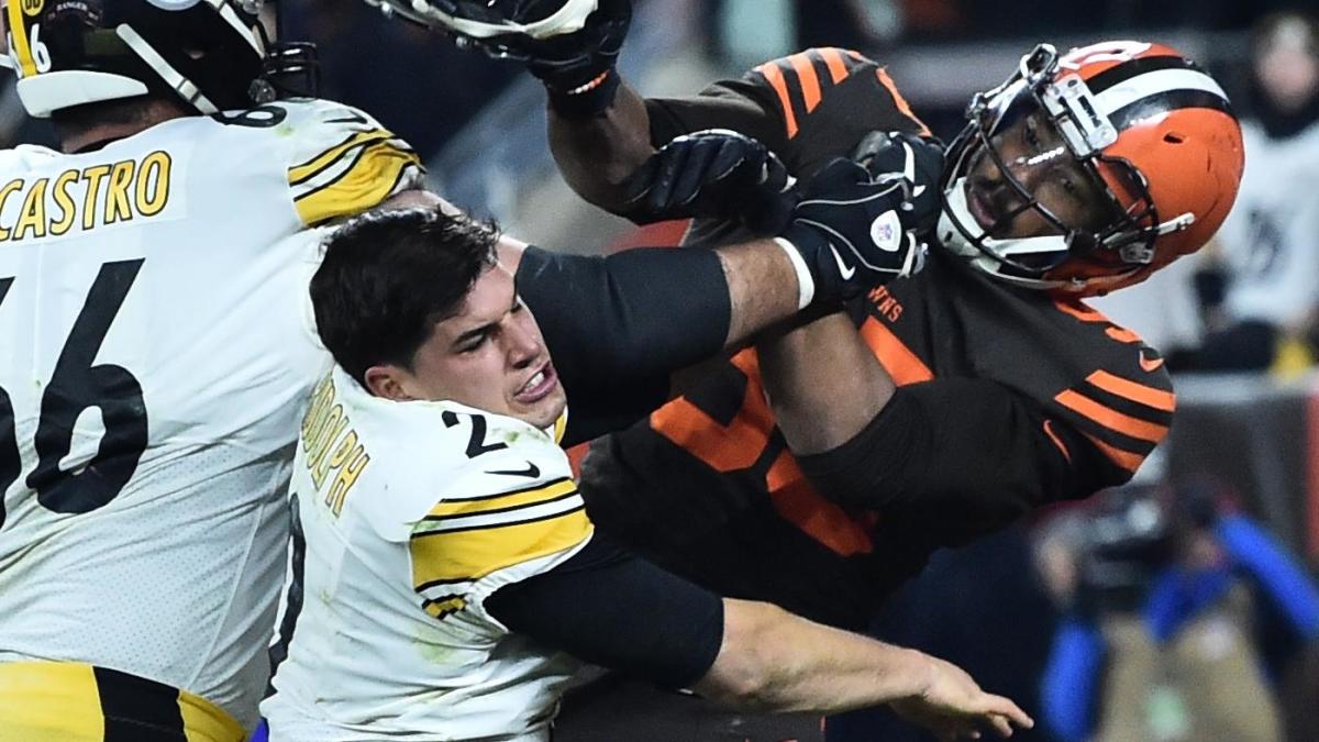 Browns' win over the Steelers ends in a helmet swing and a brawl