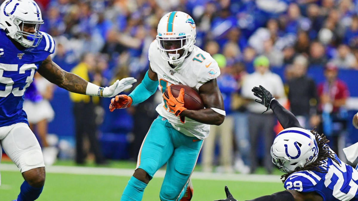 Dolphins ink Allen Hurns to two-year extension worth a reported $8 million