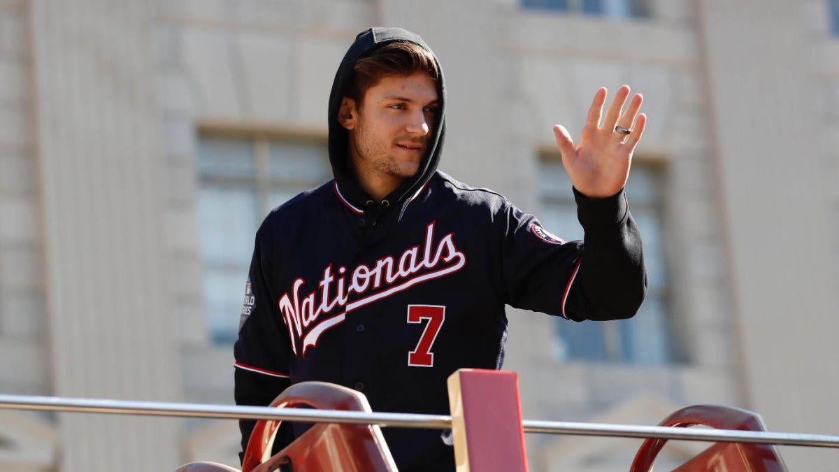 Trea Turner on injured list with broken finger