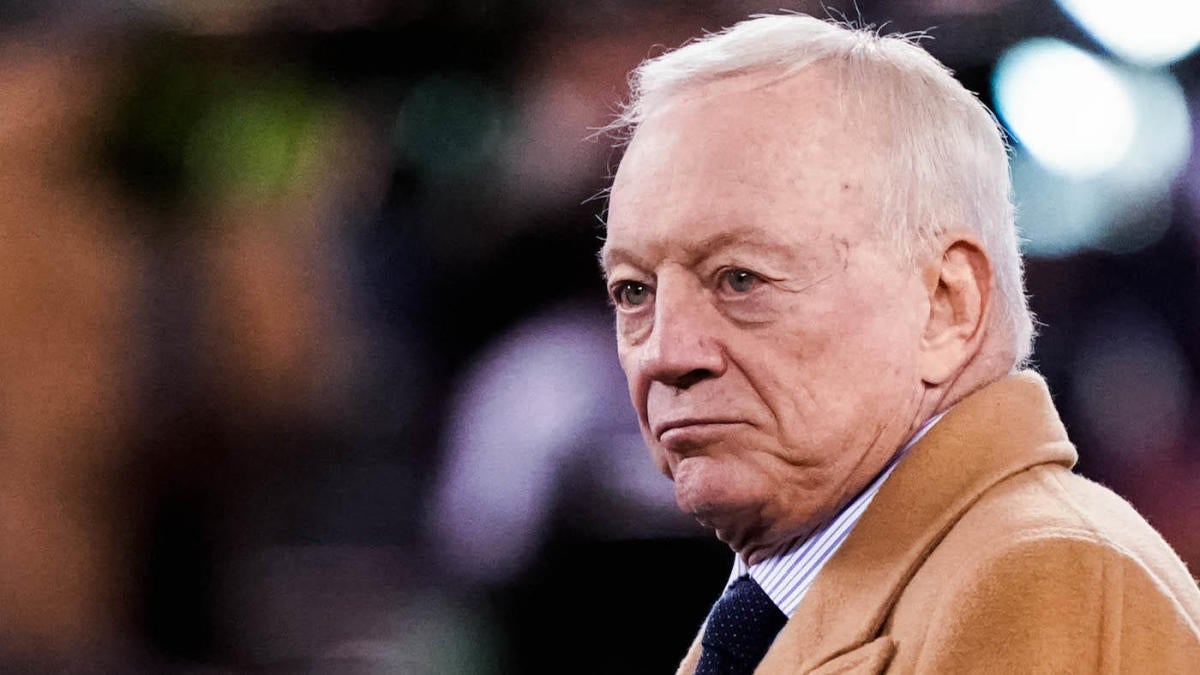 Jerry Jones still thinks about how Bill Belichick once lobbied the Cowboys for a job in the '90s