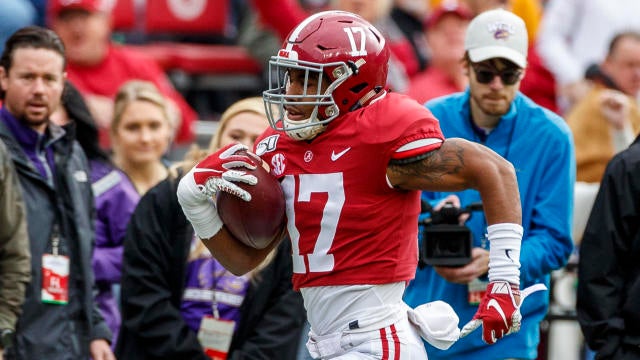 Mac Jones finds Jaylen Waddle for a warp-speed 87-yard touchdown vs Texas  A&M 