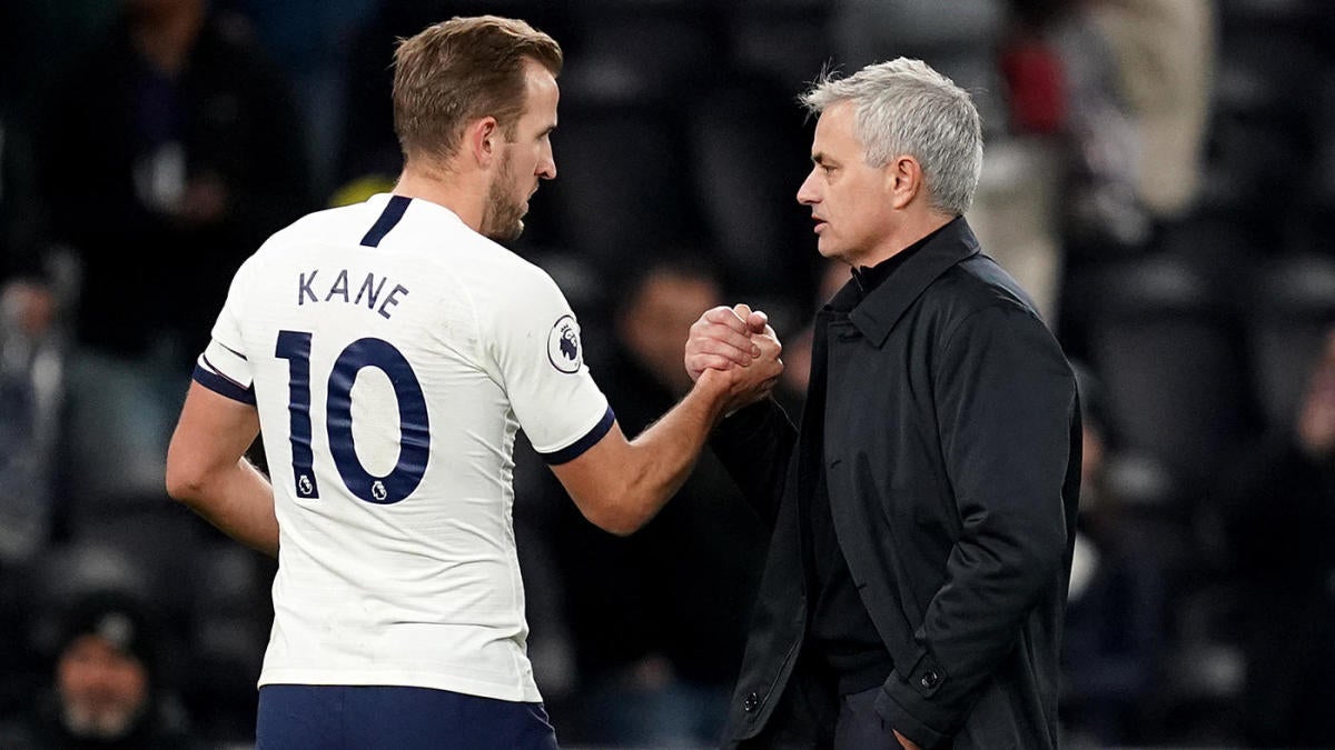 Harry Kane Hints At Tottenham Departure Says He Won T Stay With Spurs Just For The Sake Of It Cbssports Com