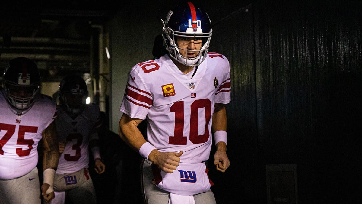 eli manning number on jersey