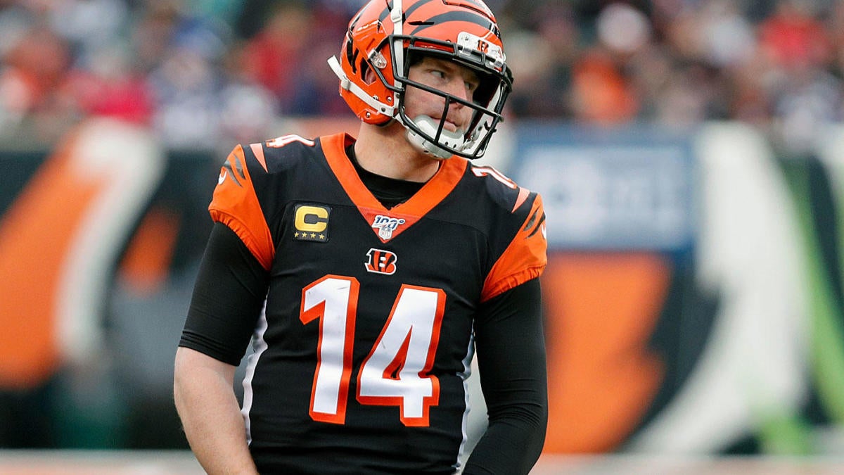 Analysis: Bengals back Andy Dalton, but nothing is definitive at QB