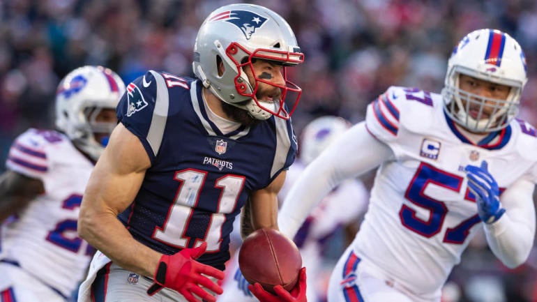 NFL: Buffalo Bills at New England Patriots
