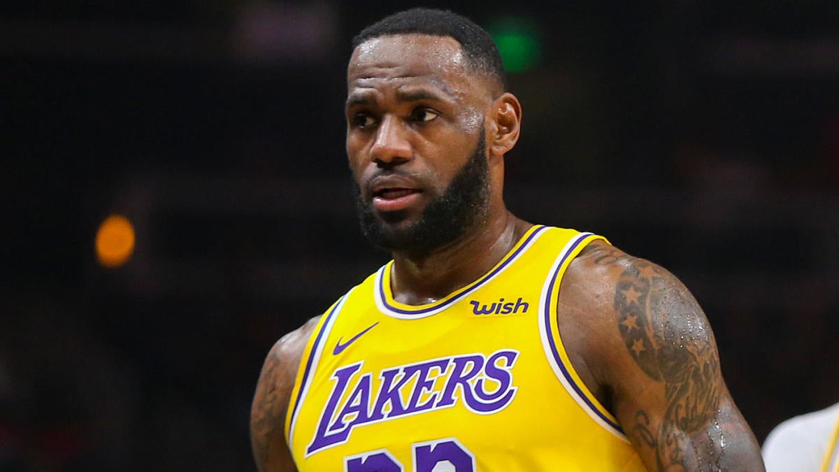 Lakers' LeBron James misses first game of season due to muscle strain ...